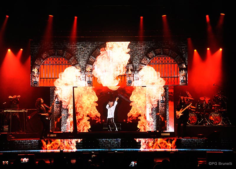 Dio returns Hologram Tour 2019